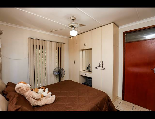 6 BEDROOM HOUSE FOR SALE IN AVOCA